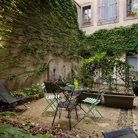 L Saint Michel Apartment